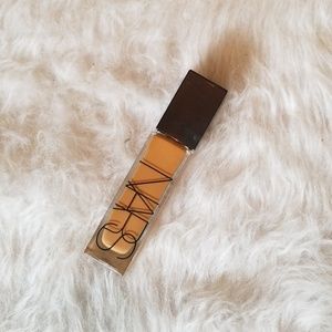 Nars Natural Radiant Foundation | Tahoe